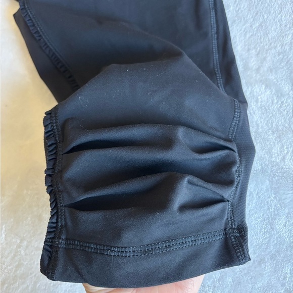 Lululemon Athletica Crop Leggings tight Black High Rise Size 10 - Picture 8 of 13